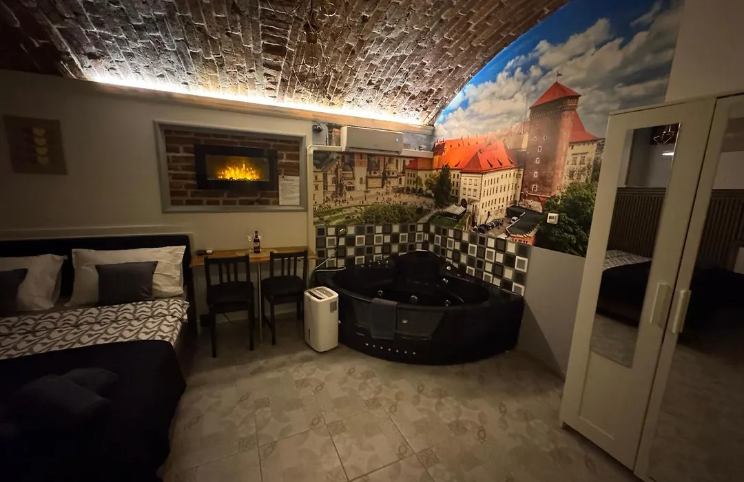 Underground Jacuzzi Rooms-1