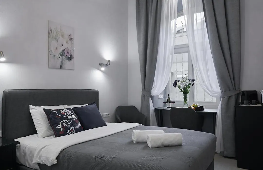7 Heaven Elegant Rooms Krakow Old Town-1