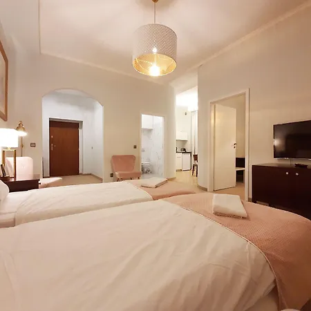 Holiday Suites Cracow-2